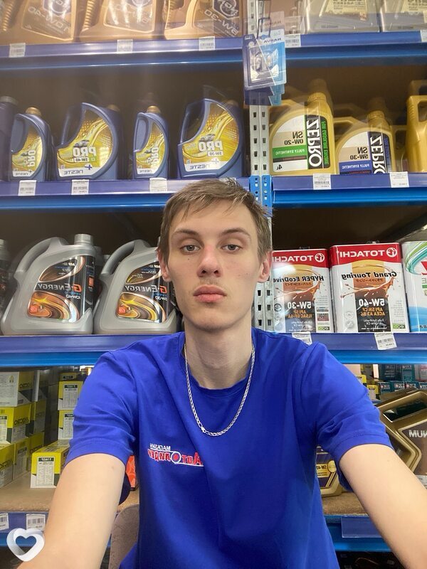 Дима, 20, Бийске — анкета №3835408