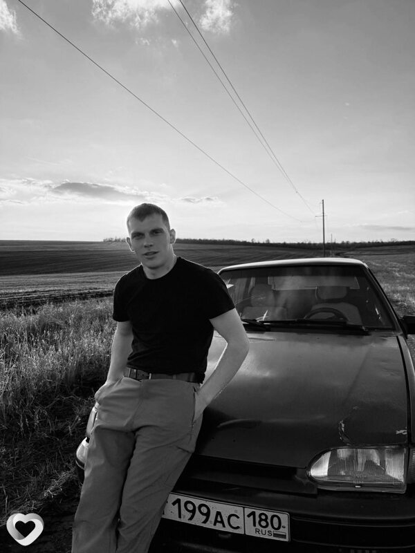 Витя, 26, Донецк (Ростовская Обл.) — анкета №3835703