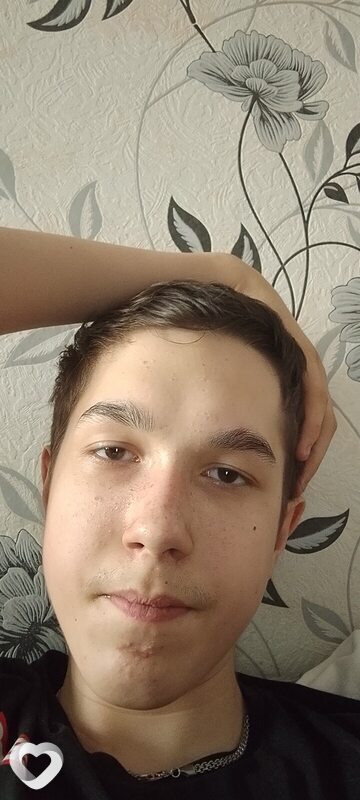 Олег, 18, Новокузнецке — анкета №3835918