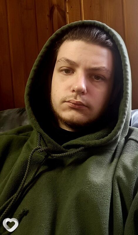 Артур, 21, Калининграде — анкета №3836307