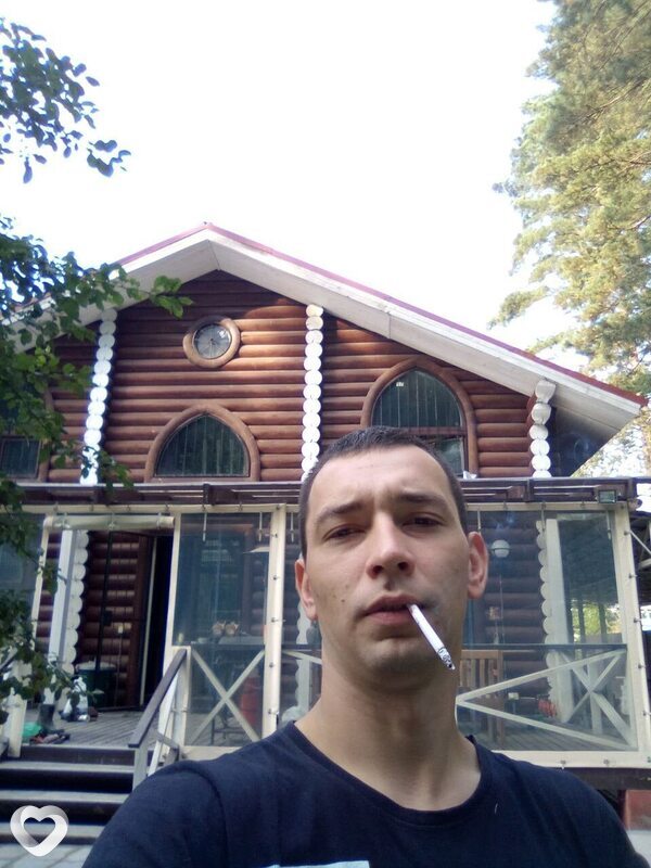 Юрий, 33, Снежном — анкета №3836482