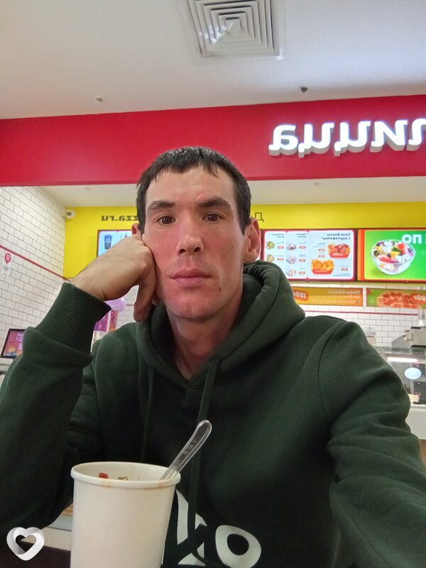 Александр, 35, Кирове — анкета №3837341