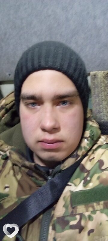 Дмитрий, 18, Бийске — анкета №3837738