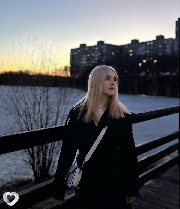 Полина, 18, Мурманске — анкета №3838716