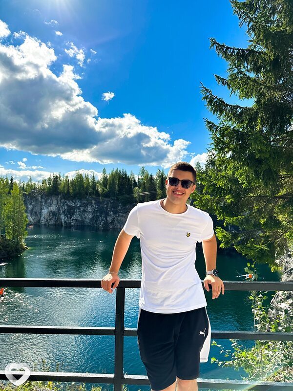 Артем, 23, Калининграде — анкета №3837934