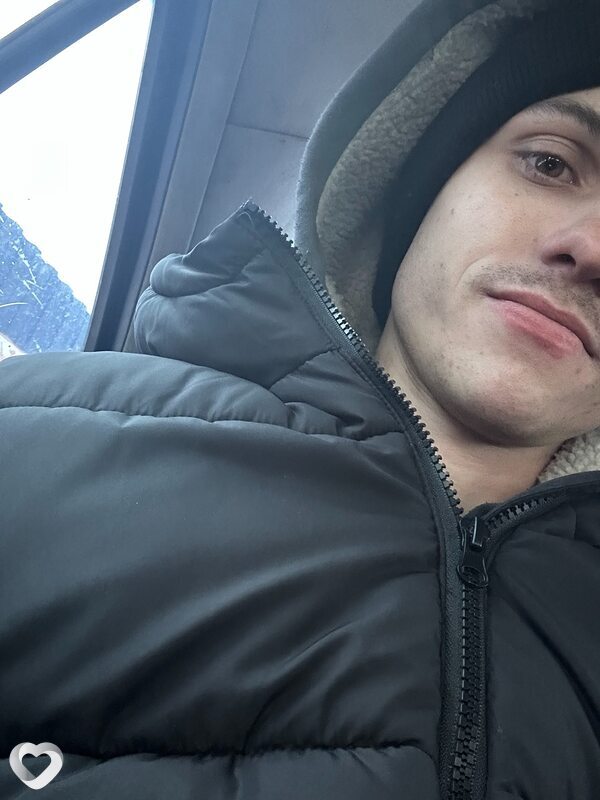 Максим, 26, Москве — анкета №3838127