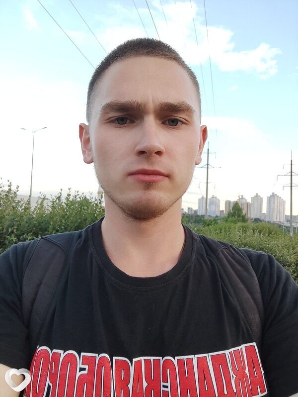 Александр, 21, Перми — анкета №3838351
