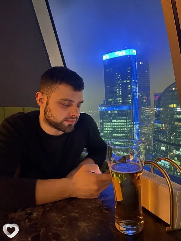 Миша, 27, Москве — анкета №3839054
