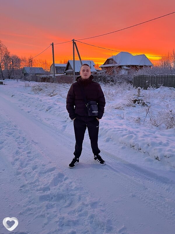 Михаил, 21, Егорьевске — анкета №3839323