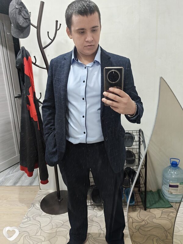Александр, 27, Соликамске — анкета №3839436