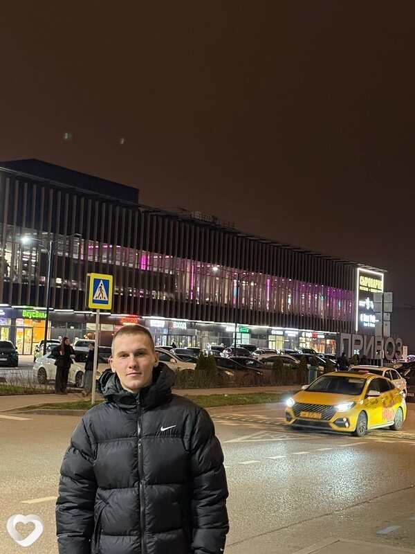 Руслан, 21, Петрозаводске — анкета №3839702