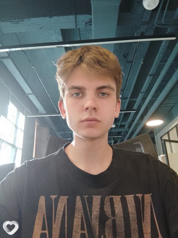 Илья, 23, Москве — анкета №3840108