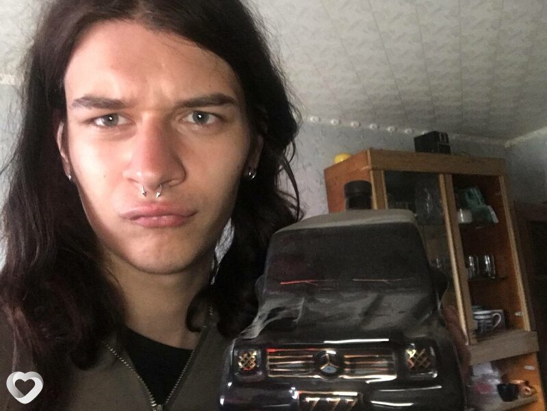 Максим, 20, Молодечно — анкета №3840330
