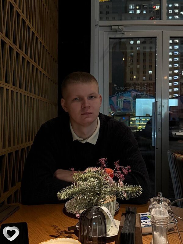 Максим, 22, Липецке — анкета №3840752