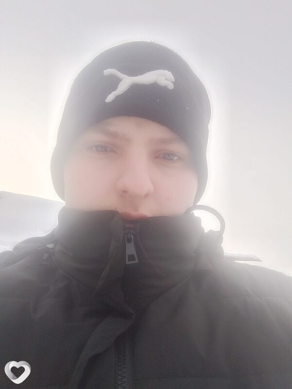 Дима, 19, Барнауле — анкета №3841278