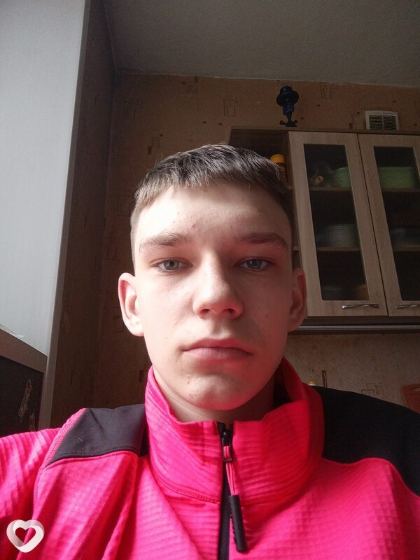 Александр, 18, Новокузнецке — анкета №3841386