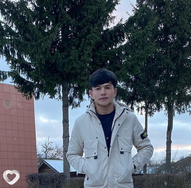 Азизбек, 23, Щекине — анкета №3841892