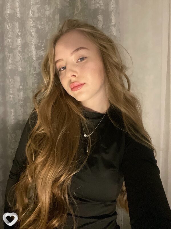 Алёна, 20, Кемерове — анкета №3842221