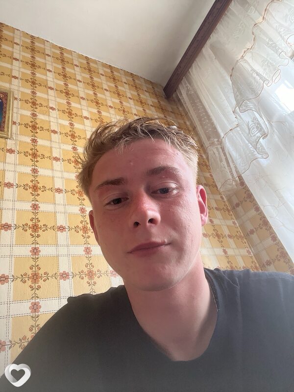 Дмитрий, 22, Иванове — анкета №3842957