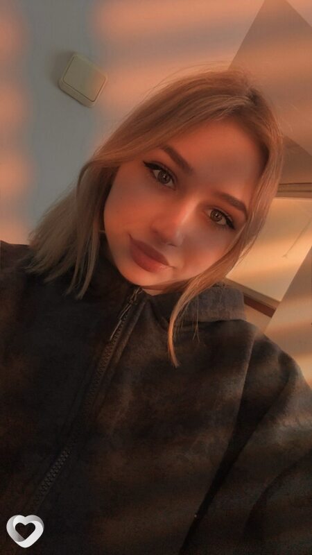 Ева, 21, Саратове — анкета №3842962