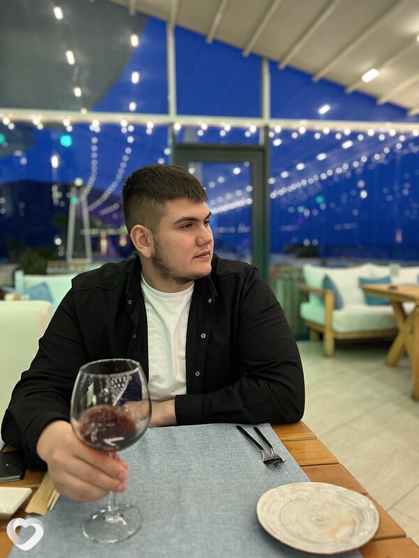 Кирилл, 24, Новосибирске — анкета №3842630