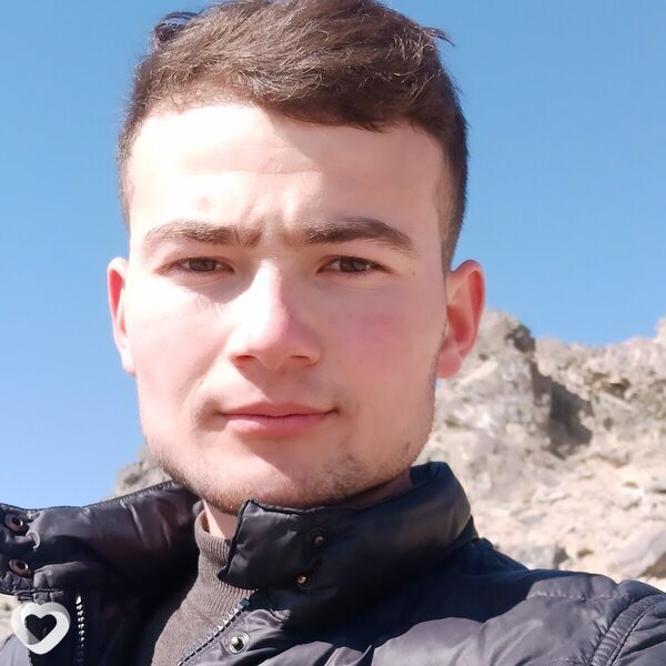 Ойбек, 25, Щекине — анкета №3842673