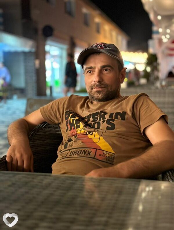 Артур, 42, Севан — анкета №3842907