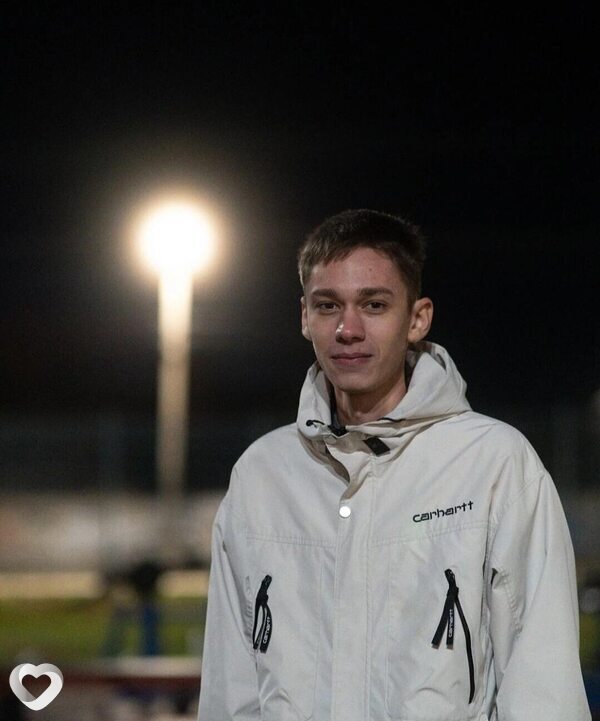 Максим, 22, Тихорецке — анкета №3843203