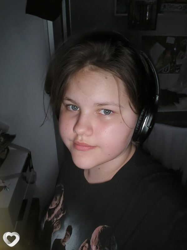 Катя, 19, Пскове — анкета №3843522