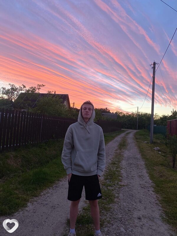 Илья, 23, Ярославле — анкета №3843697