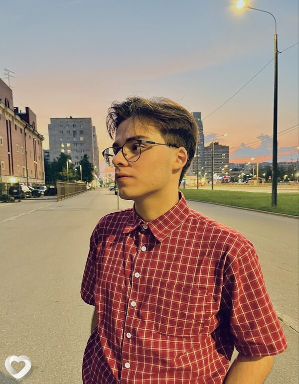 Даня, 19, Санкт-Петербурге — анкета №3843885