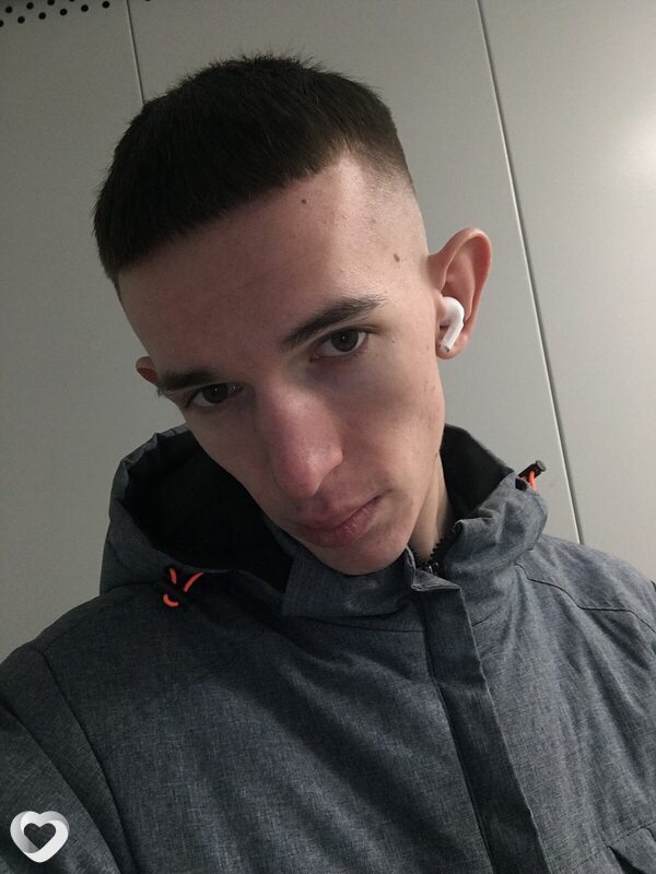 Данила, 22, Жлобине — анкета №3843962