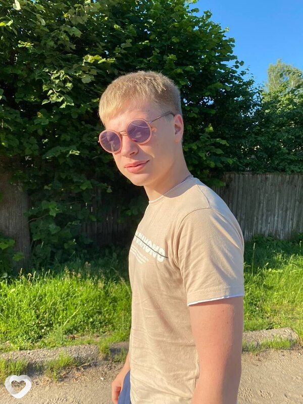 Денис, 22, Смоленске — анкета №3844207