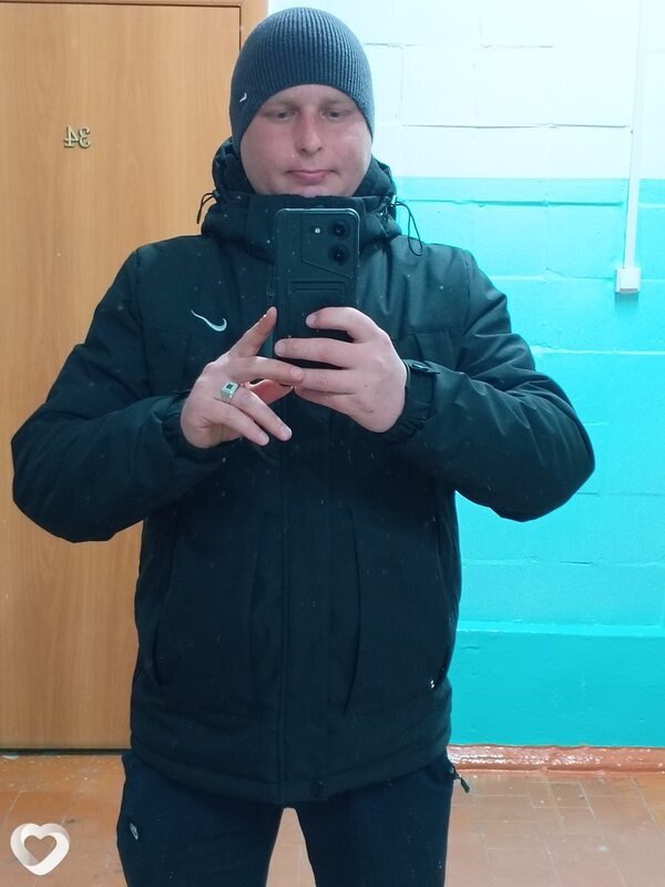 Слава Бахарев, 31, Красноярске — анкета №3844730
