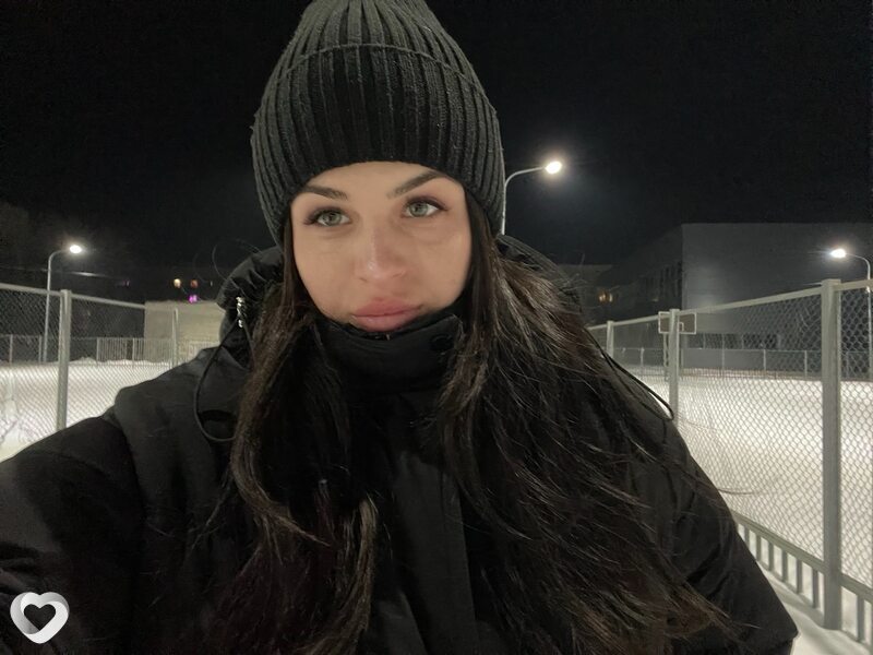 Оля, 25, Новоалтайске — анкета №3844851
