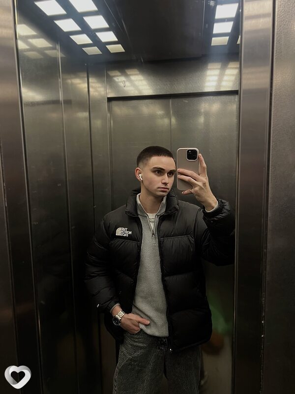 Максим, 26, Санкт-Петербурге — анкета №3844903