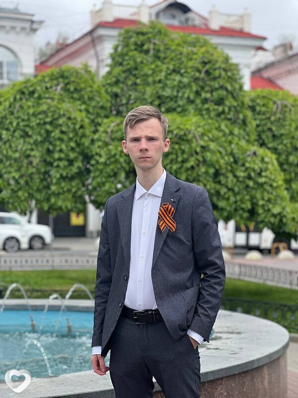 Валентин, 22, Севастополе — анкета №3845364