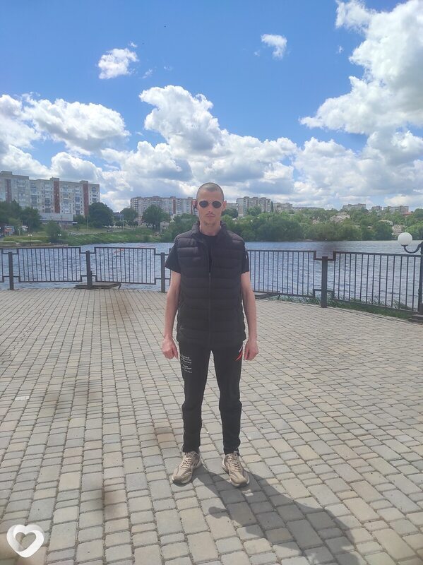 Artur, Монастырище