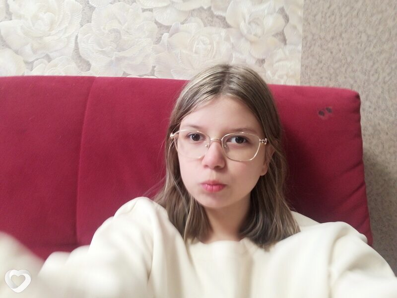 Полина, 19, Волжском — анкета №3848235