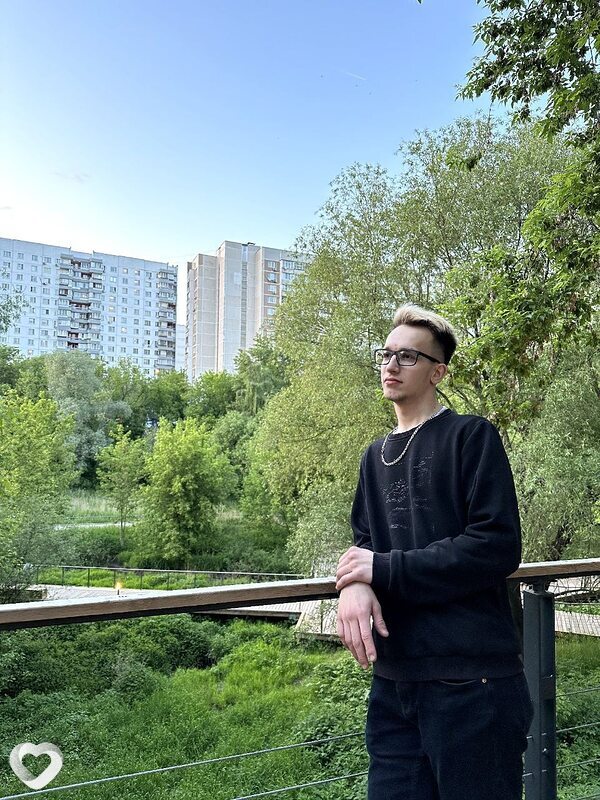 Влад, 22, Москве — анкета №3848163