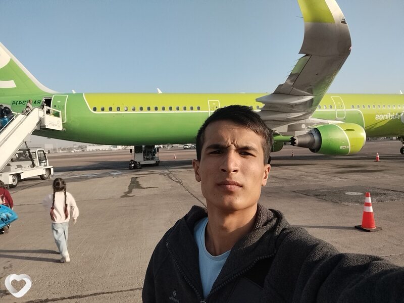 Lazizbek, Свободный