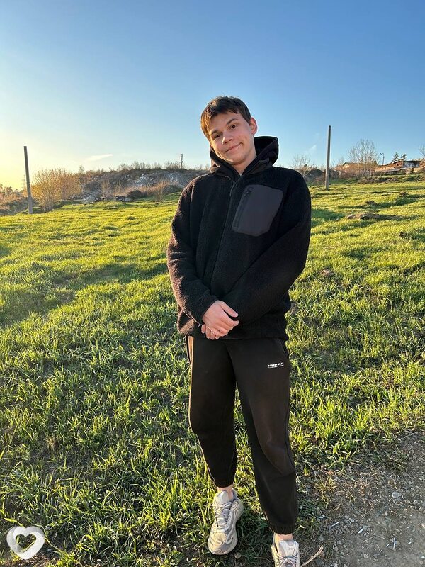 Михаил, 21, Иркутске — анкета №3849221