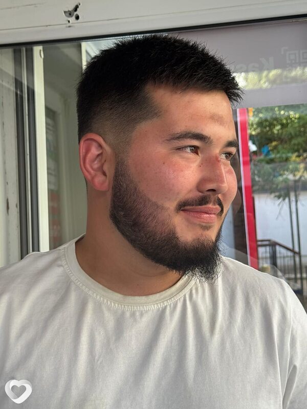 Рома, 21, Уральске — анкета №3849255