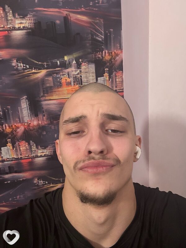 Никита, 20, Жлобине — анкета №3849608