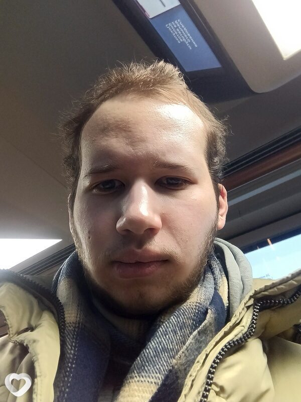 Михаил, 19, Москве — анкета №3849623