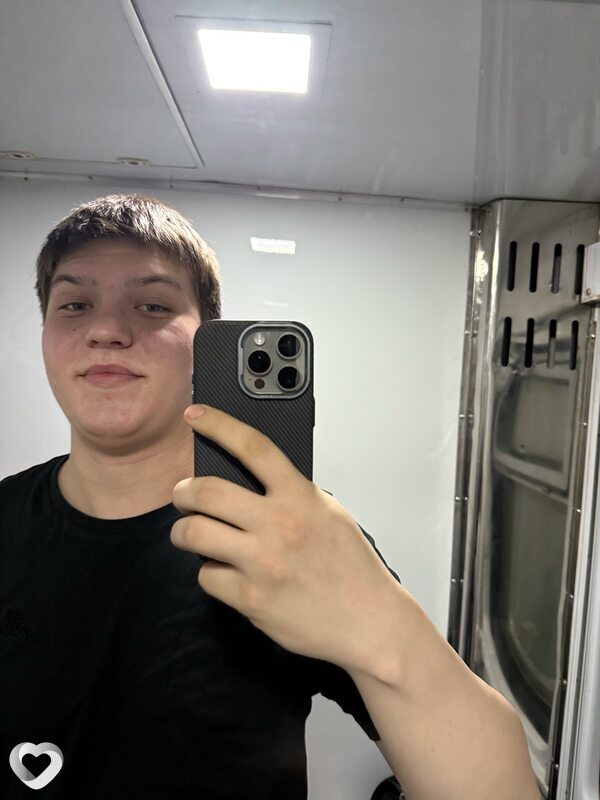 Богдан, 20, Магадане — анкета №3849818