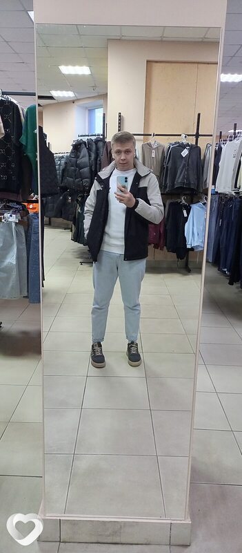 Максим, 26, Луганске — анкета №3850083