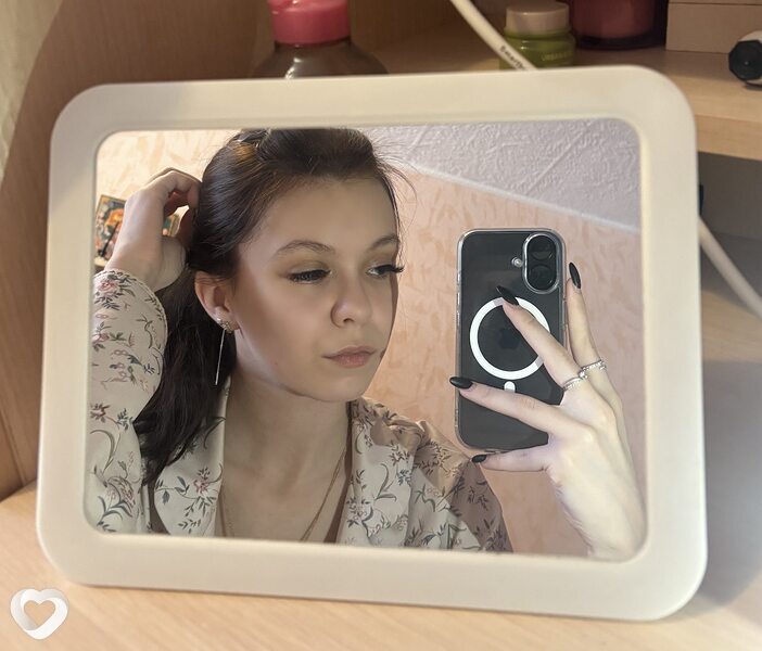 Ксения, 20, Томске — анкета №3850346