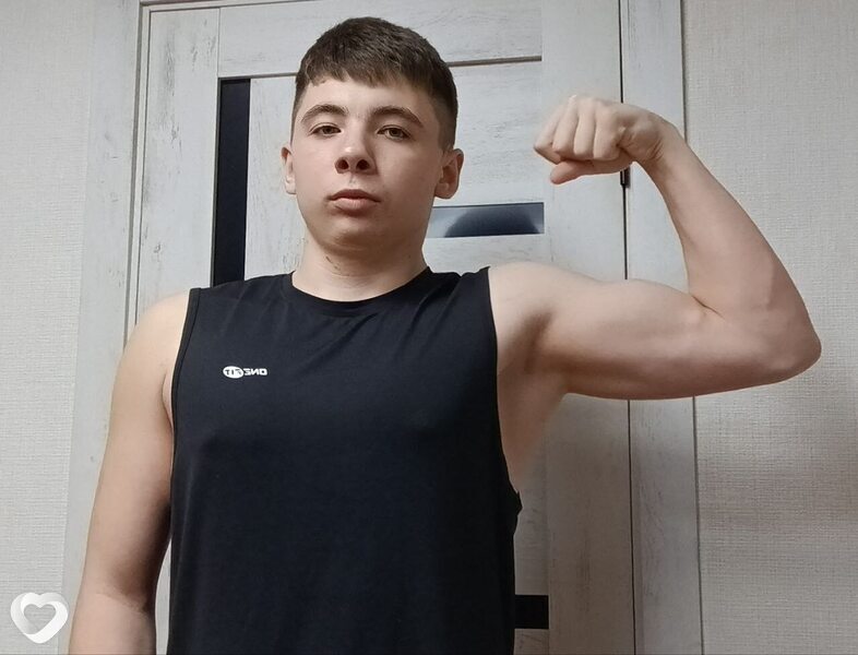 Павел, 24, Томске — анкета №3851606