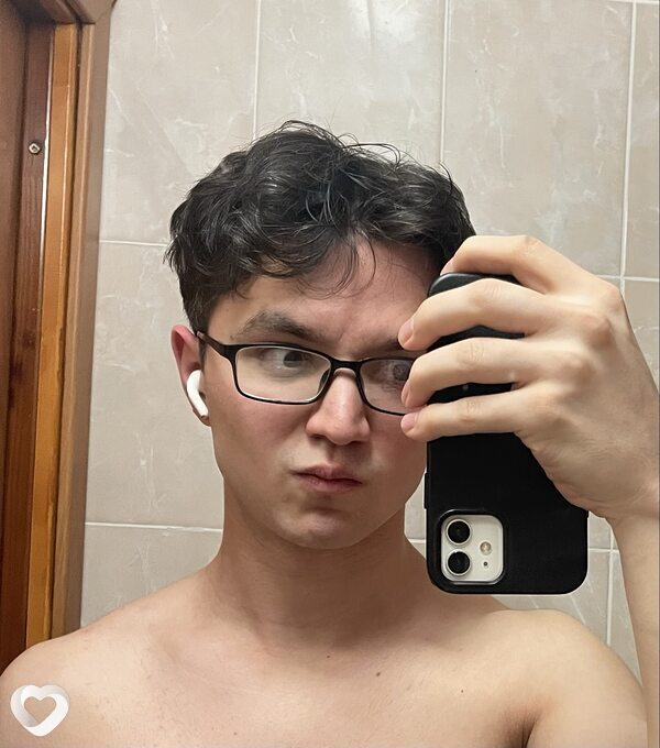 Андраник, 20, Одинцове — анкета №3851701